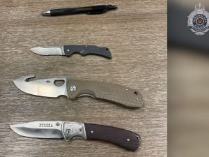 police knives 1 Website Featured Image